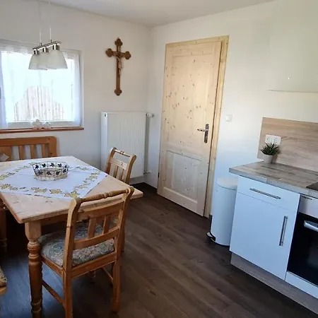 Апартаменты Schone Ferienwohnung In *